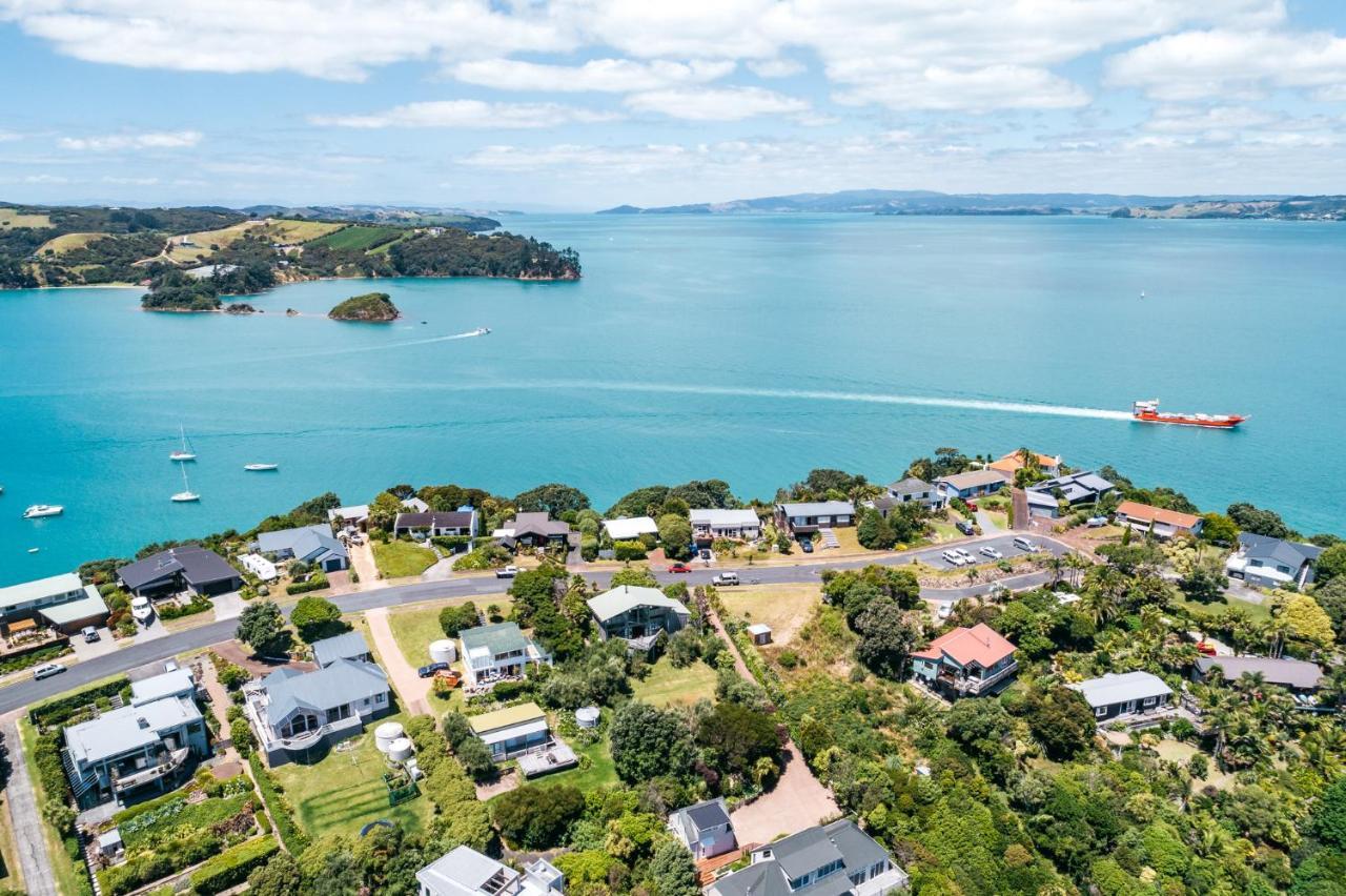 Ocean View Villa Te Whau Bay Екстериор снимка